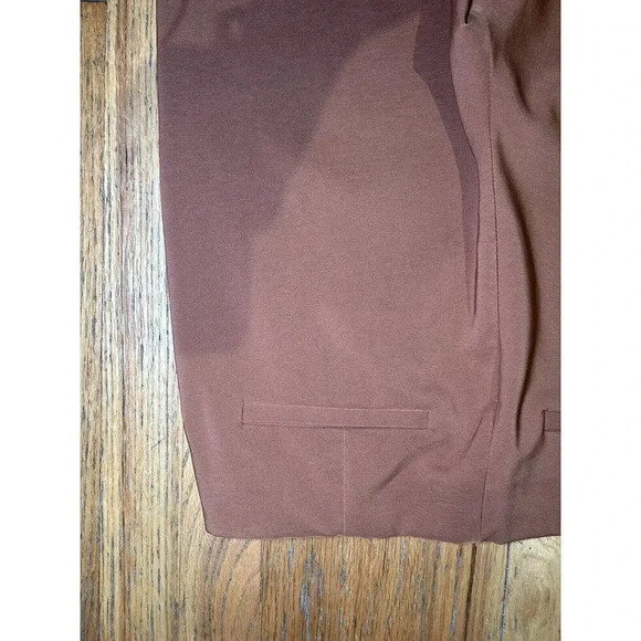 Adrianna Papell CROPPED PULL-ON PANT WITH TAILORED DETAILS IN TERRACOTTA Size 8 - Picture 4 of 7